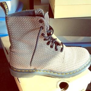 Khaki Dr. Martens size 9